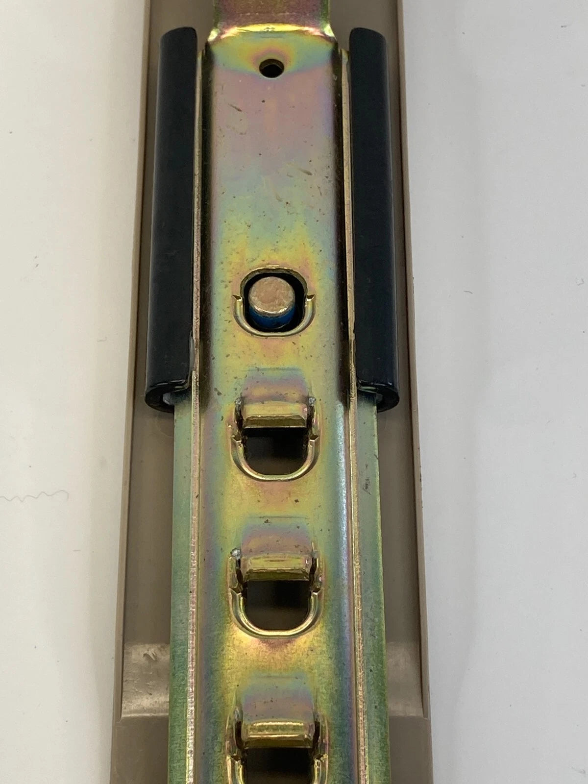2000 2001 MAZDA MPV FRONT LEFT DRIVER SIDE SEAT BELT HEIGHT ADJUSTER OEM