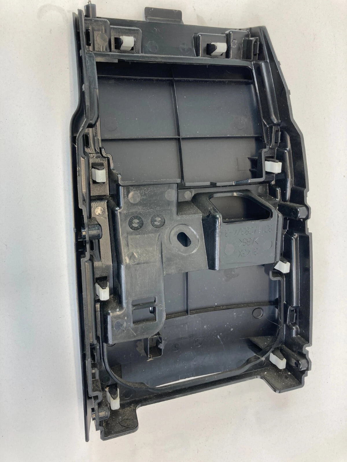 2007-2013 MITSUBISHI OUTLANDER REAR CENTER CONSOLE PANEL TRIM BEZEL 8011A168 OEM
