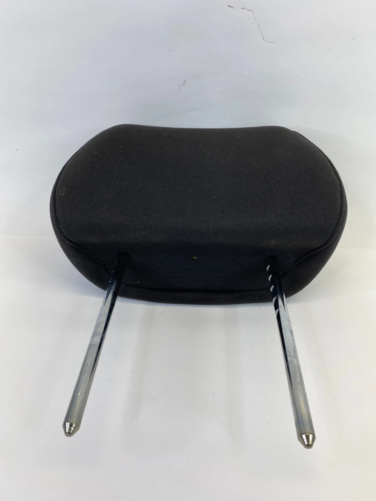 2005 06 07 08 2009 PONTIAC G6 SEDAN FRONT LEFT DIRVER SEAT HEADREST HEAD REST