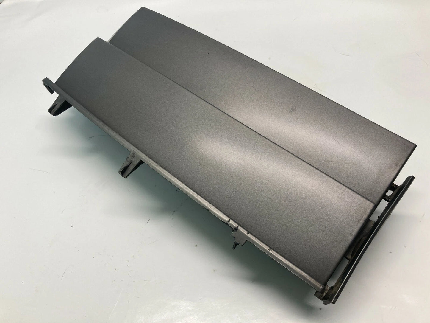 2003-2005 LAND ROVER RANGE ROVER FRONT SIDE FENDER VENT GRILL GRILLE TRIM FRAME