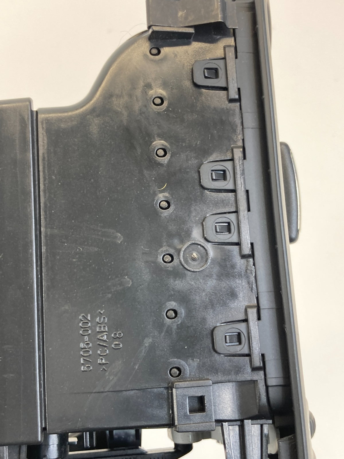 2009-2011 Volkswagen CC Front Center Dash Air Vent Dual Grille 3C1819728F OEM