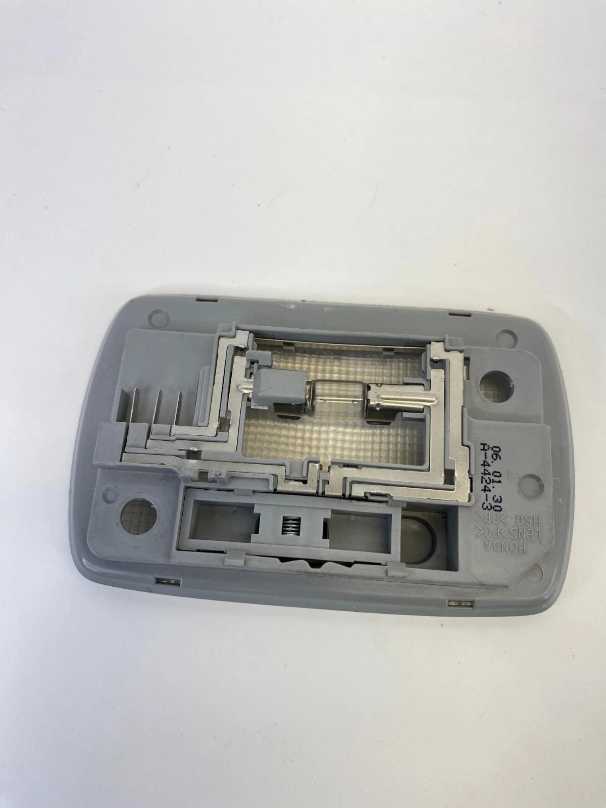 2005-2010 HONDA ODYSSEY OVERHEAD REAR CENTER DOME ROOF MAP LIGHT LAMP OEM