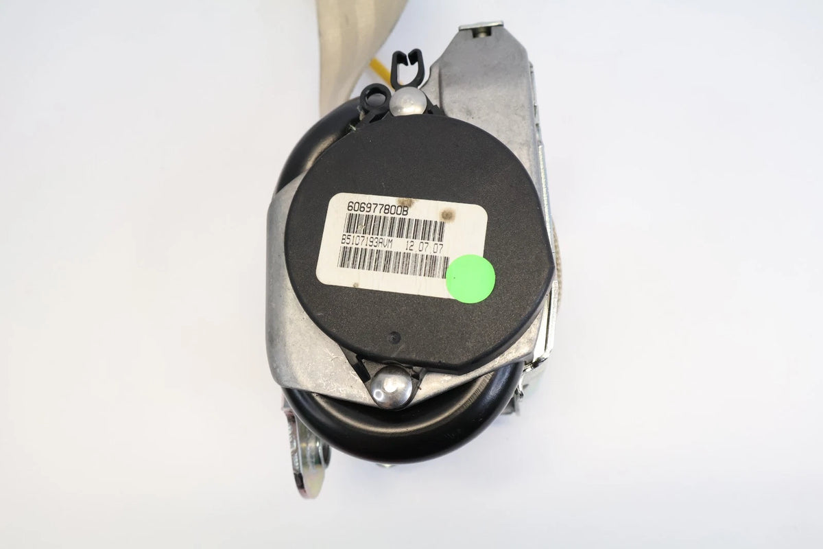 03-10 VOLKSWAGEN BEETLE CONVERTIBLE FRONT RIGHT PASSENGER SEAT BELT 1Y1857706D