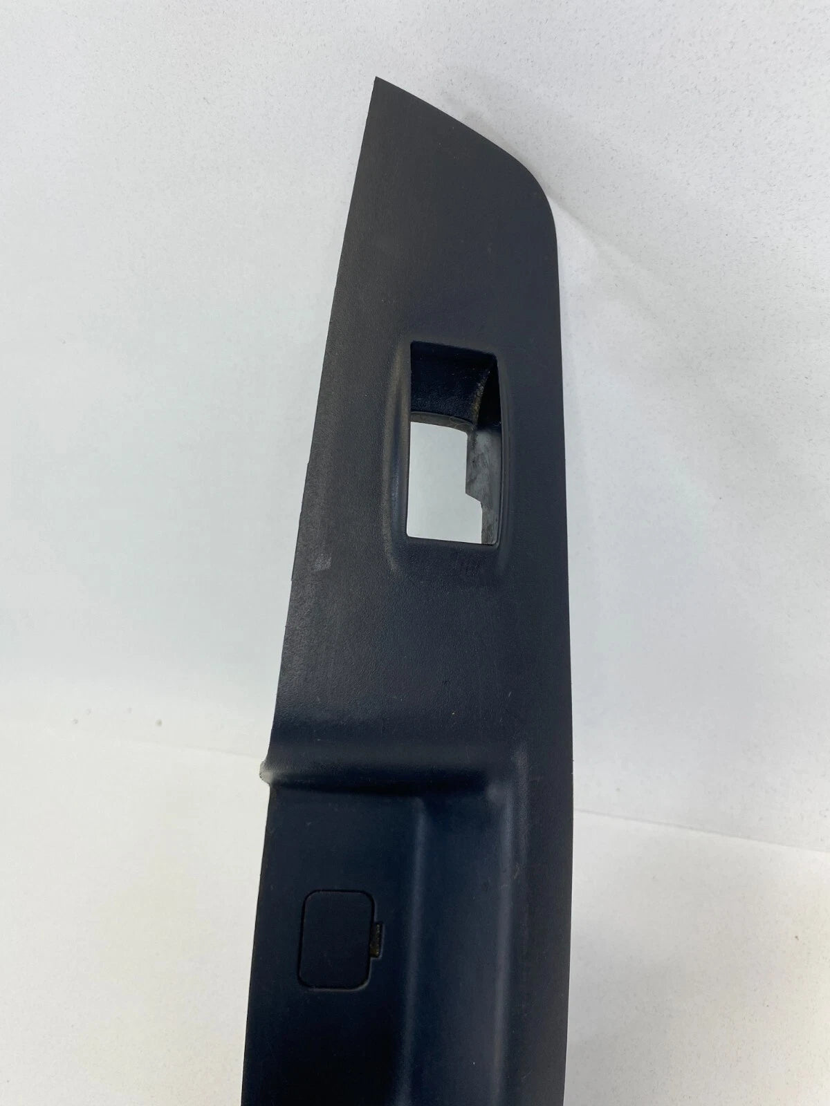 2007-2013 MITSUBISHI OUTLANDER REAR LEFT DOOR WINDOW SWITCH COVER BEZEL SPC01639