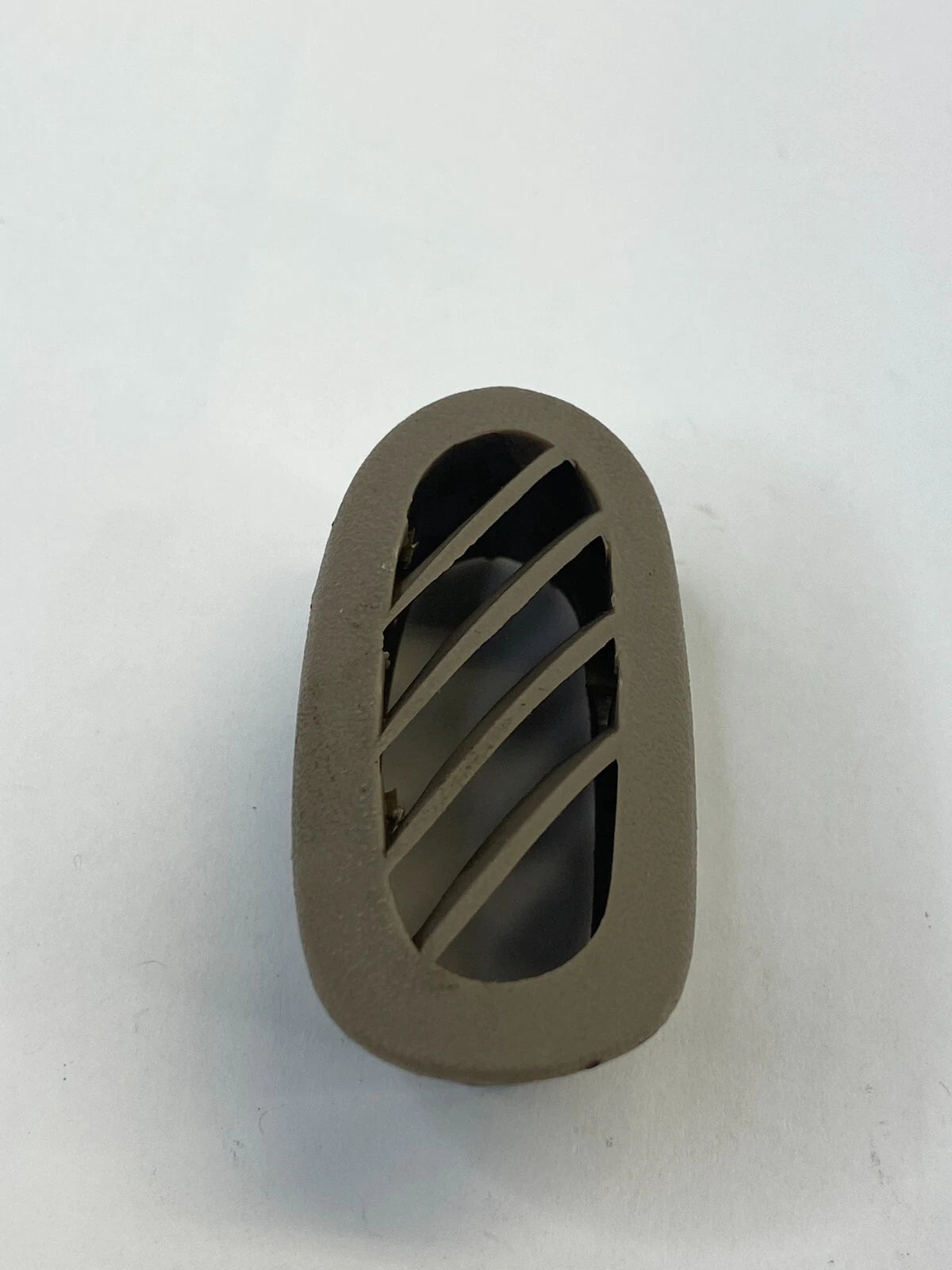 1999 2000 CADILLAC ESCALADE RH PASSENGER DASH DEFROST VENT 15959820 OEM
