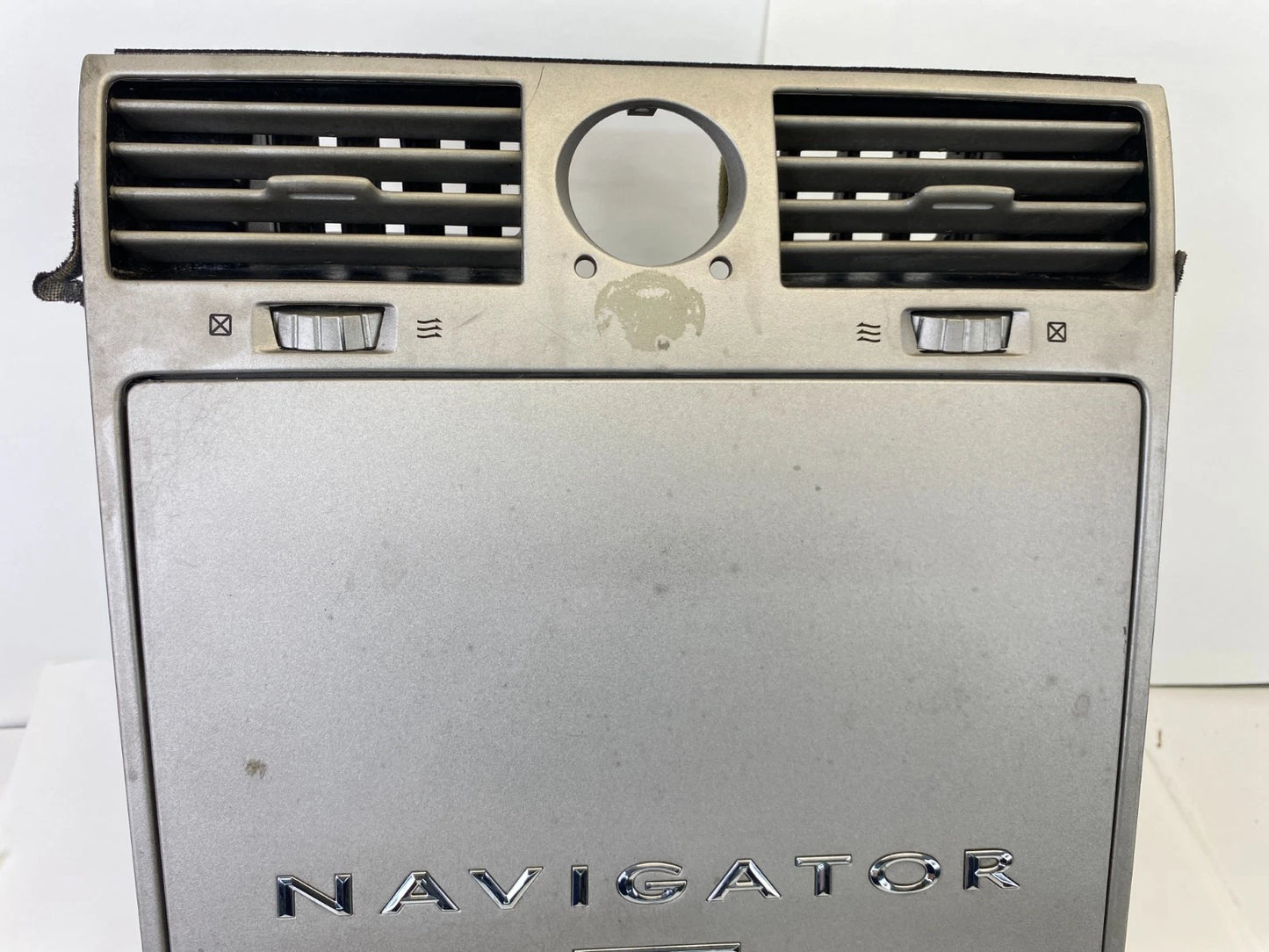 2003-2006 LINCOLN NAVIGATOR CLIMATE CONTROL UNIT AIR VENT DASH OEM 2L7H19D840AB