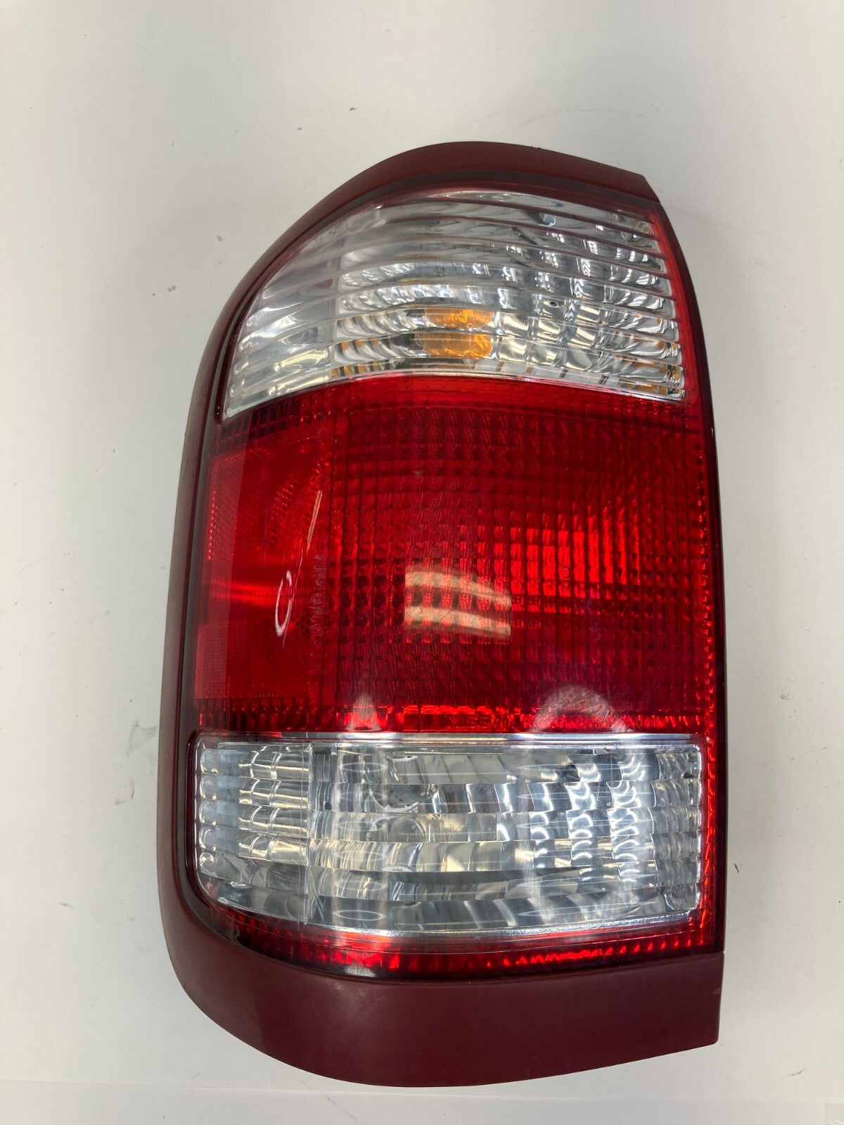 1999-2004 Nissan Pathfinder Rear Left Driver Side Tail Light Taillight Lamp