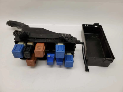2002 2003 NISSAN MAXIMA UNDER HOOD FUSE RELAY BOX JUNCTION BLOCK 2Y900 D OEM