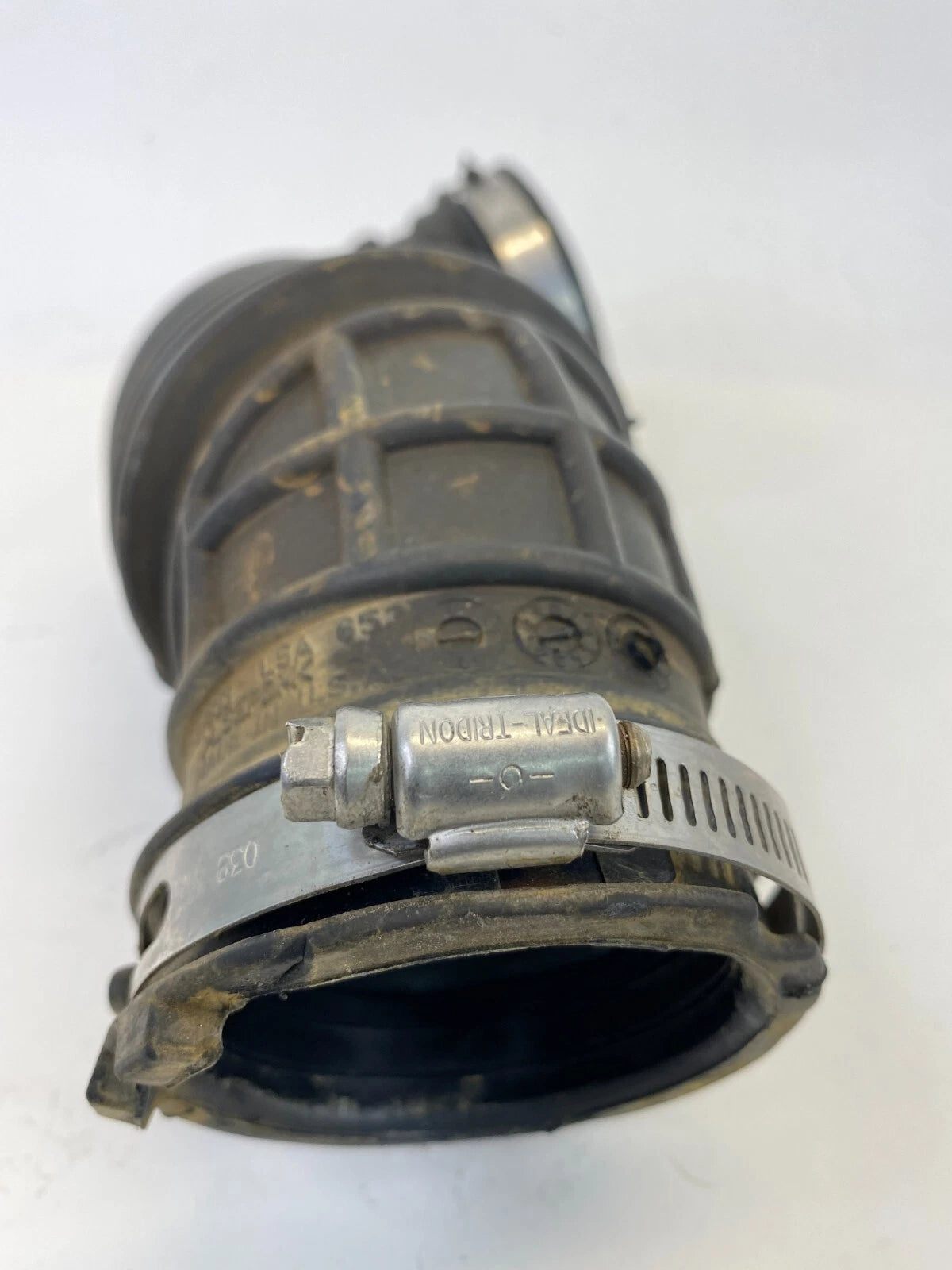 2012-2018 CHEVROLET SONIC 1.8L FWD AIR CLEANER INTAKE HOSE OUTLET DUCT TUBE OEM