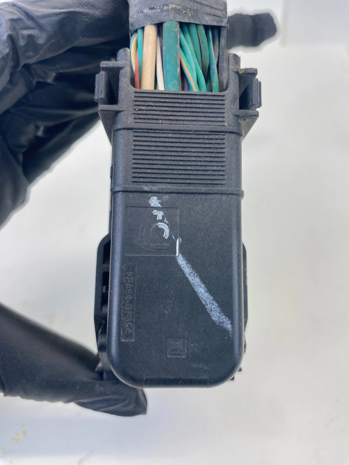 2010-2013 DODGE JOURNEY 3.5L AT FWD ABS ANTI LOCK BRAKE PUMP CONNECTOR PLUG OEM