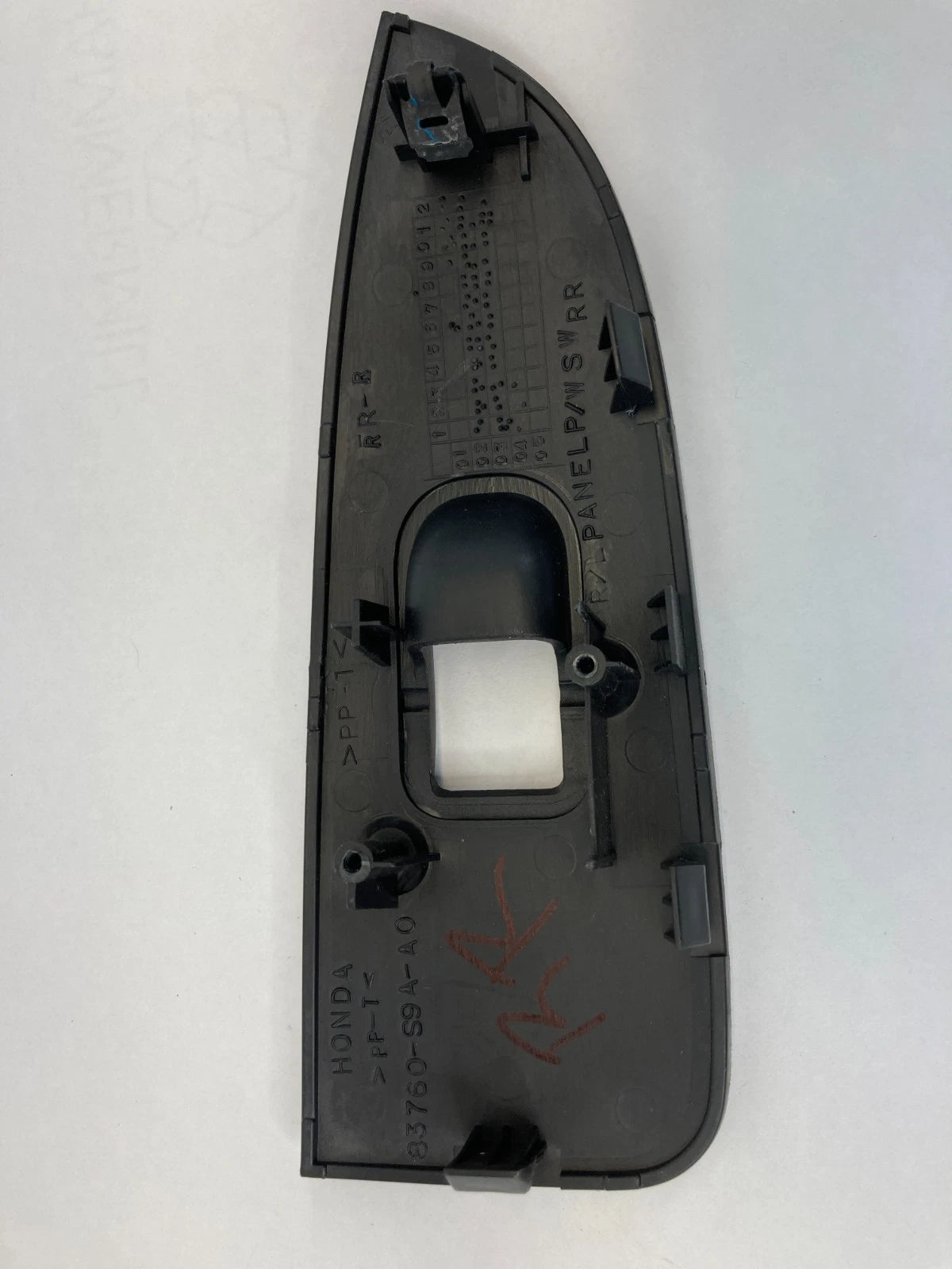 2002-2006 HONDA CR-V CRV REAR RIGHT WINDOW SWITCH BEZEL TRIM COVER 83760-S9A-A0