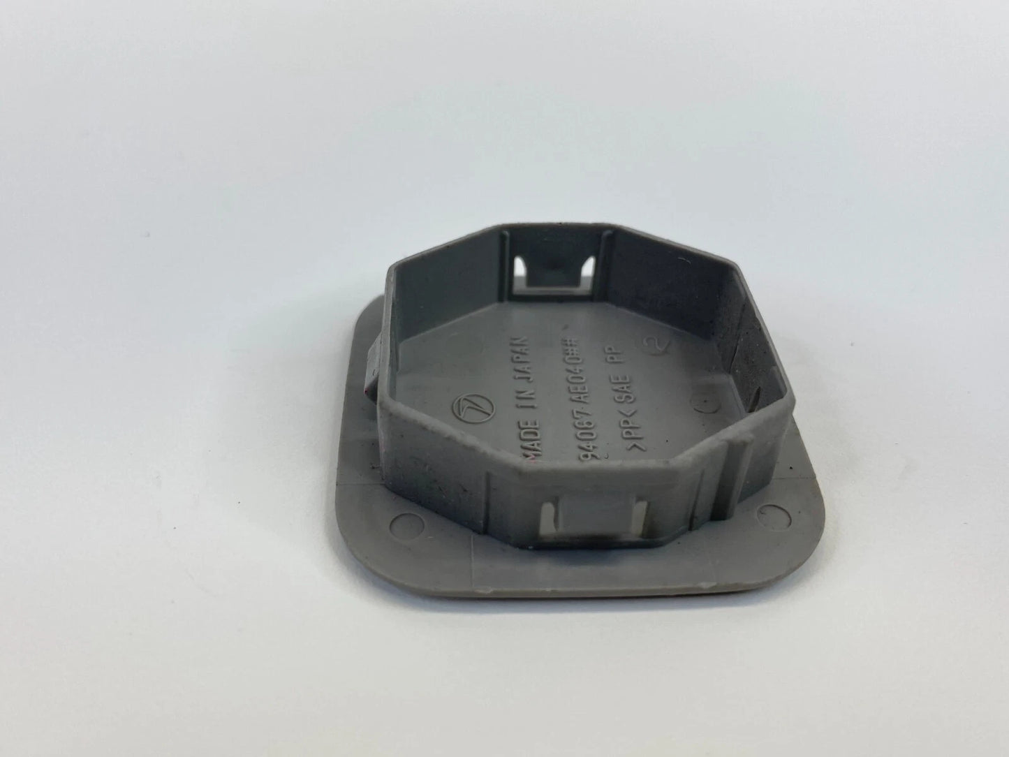 2009-2013 SUBARU FORESTER REAR TRUNK LIFGATE LOWER TRIM PANEL CAP 94067-AE040