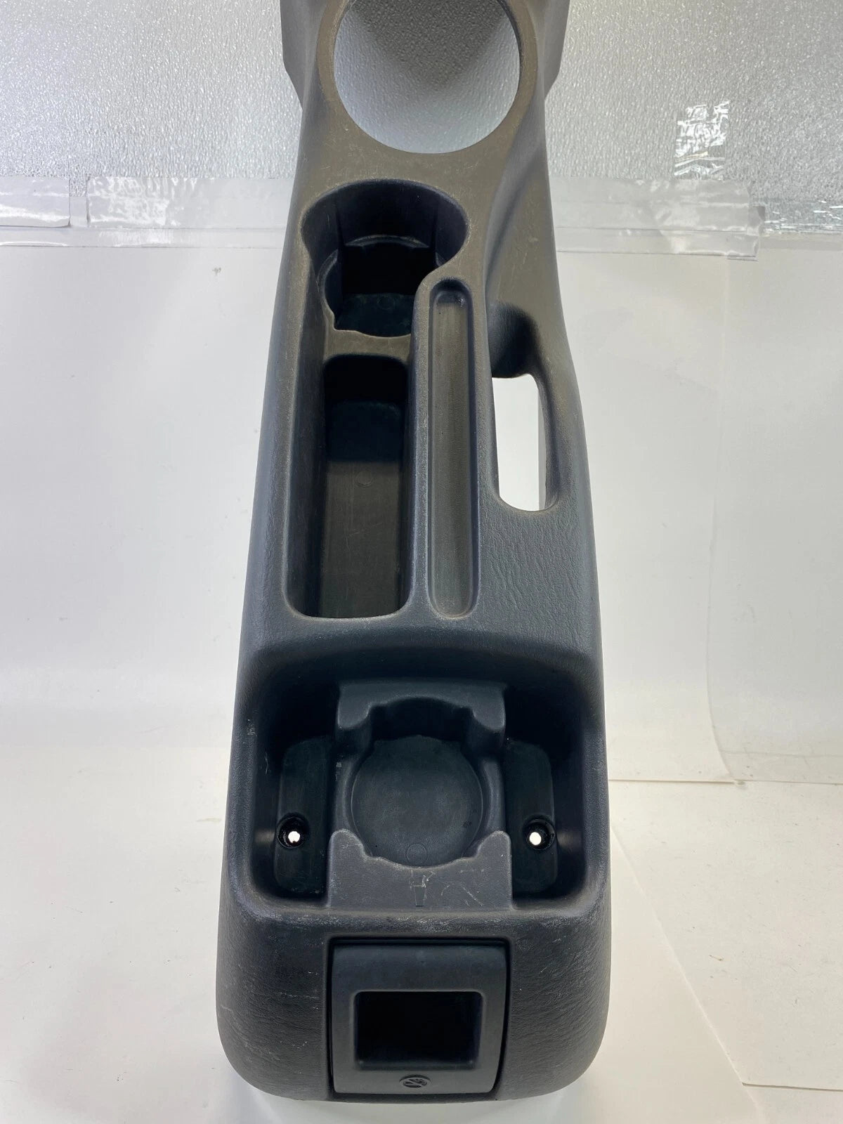 2003-2005 CHRYSLER PT CRUISER FRONT FLOOR CENTER CONSOLE TRIM BEZEL ASSEMBLY OEM