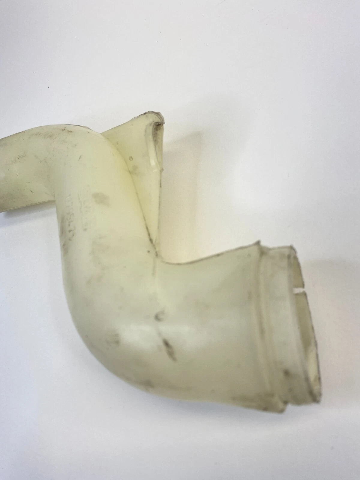 2004-2007 SAAB 9-3 WIPER WASHER RESERVOIR FLUID TANK FILLER PIPE TUBE 12795479