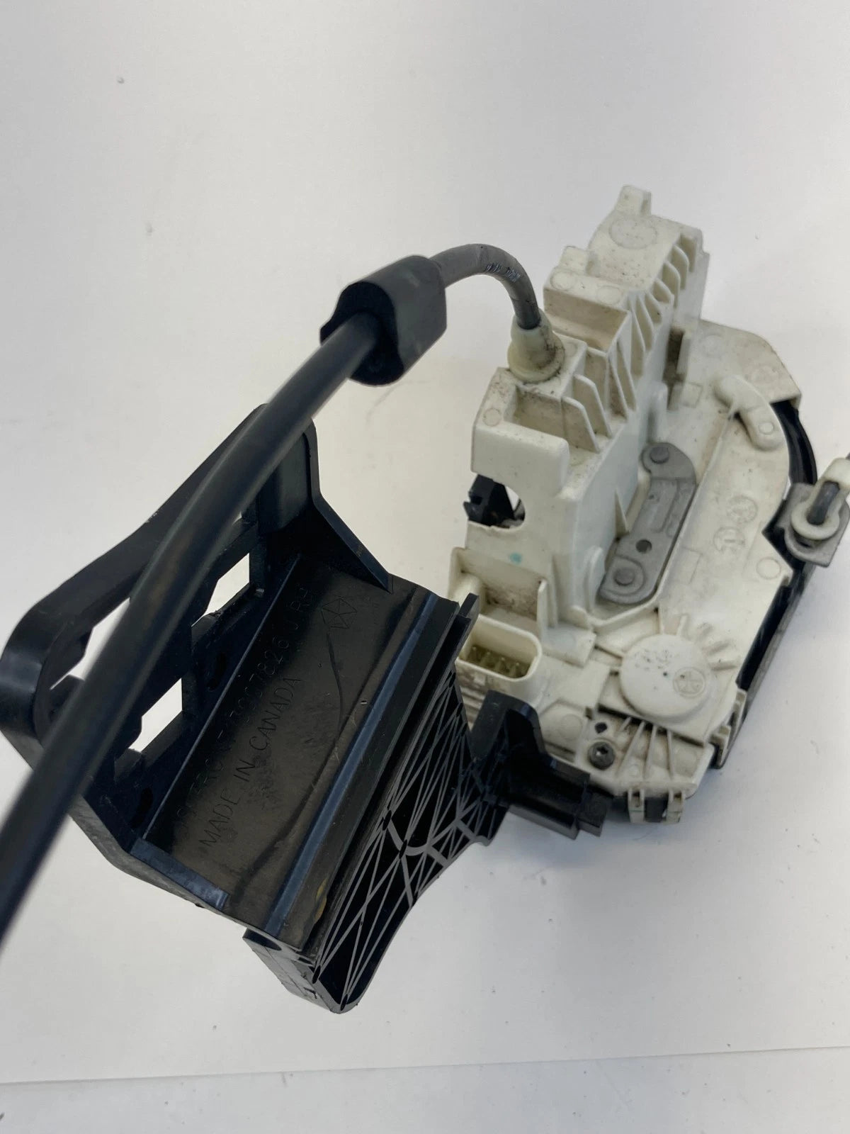 11-14 CHRYSLER 200 07-10 SEBRING FRONT RIGHT DOOR LOCK LATCH ACTUATOR 4589238AK