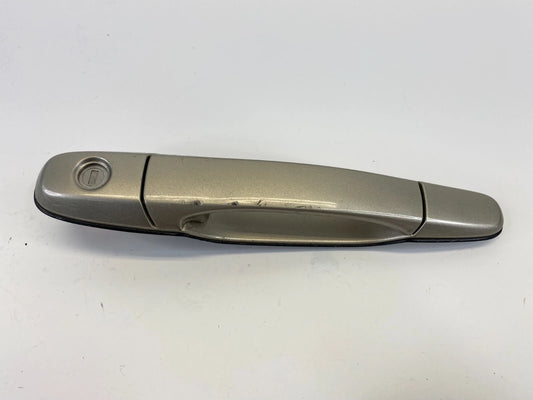 1999-2003 LEXUS RX300 FRONT RIGHT PASSENGER SIDE EXTERIOR OUTER DOOR HANDLE OEM