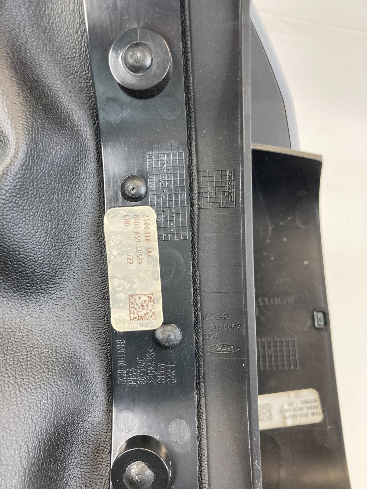 2015-2024 Ford Edge Cluster Speedometer & Steering Column Trim Bezel OEM