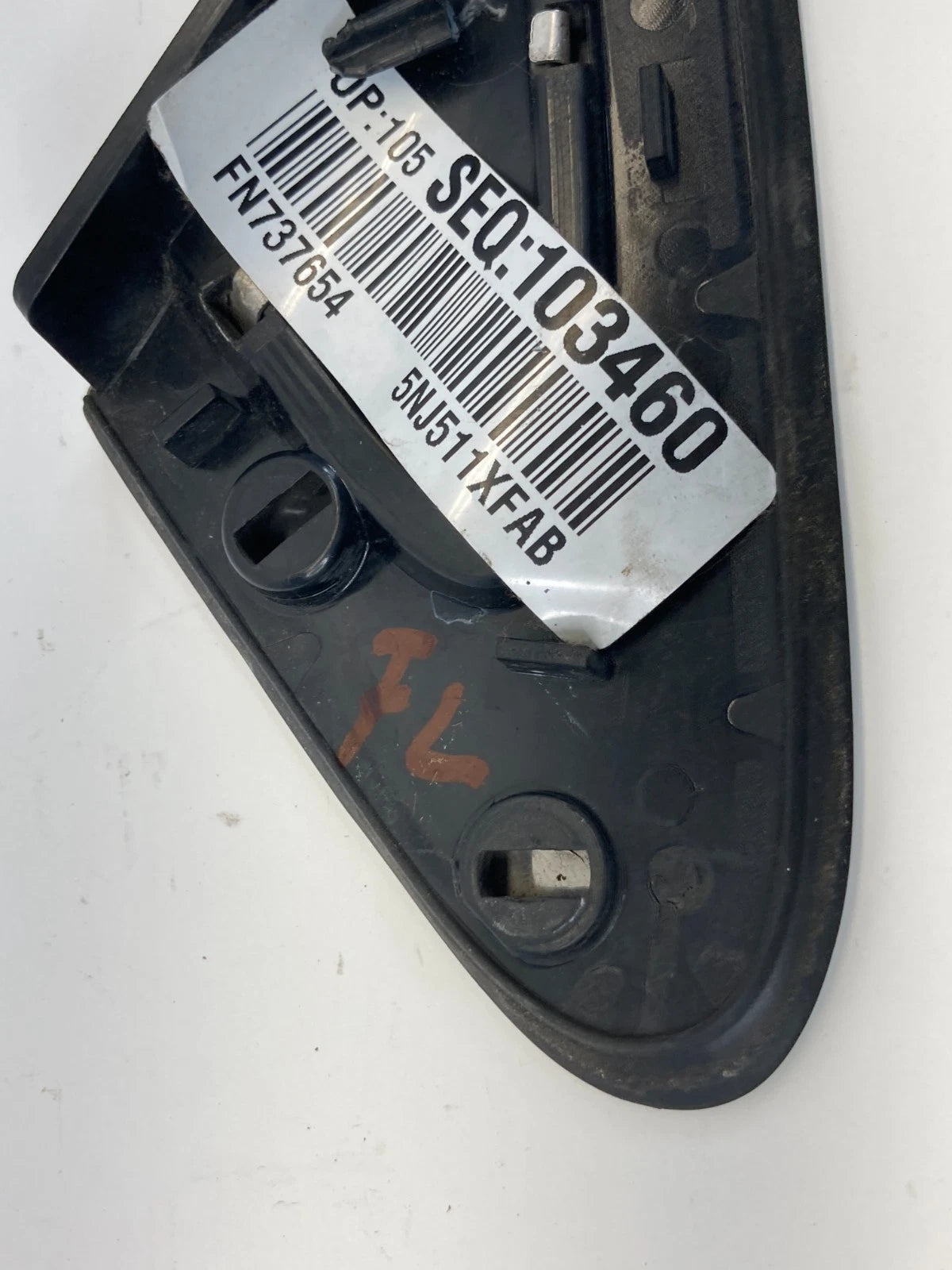 2015-2017 CHRYSLER 200 FRONT LEFT EXTERIOR MIRROR CORNER COVER TRIM 5NJ511XFAB