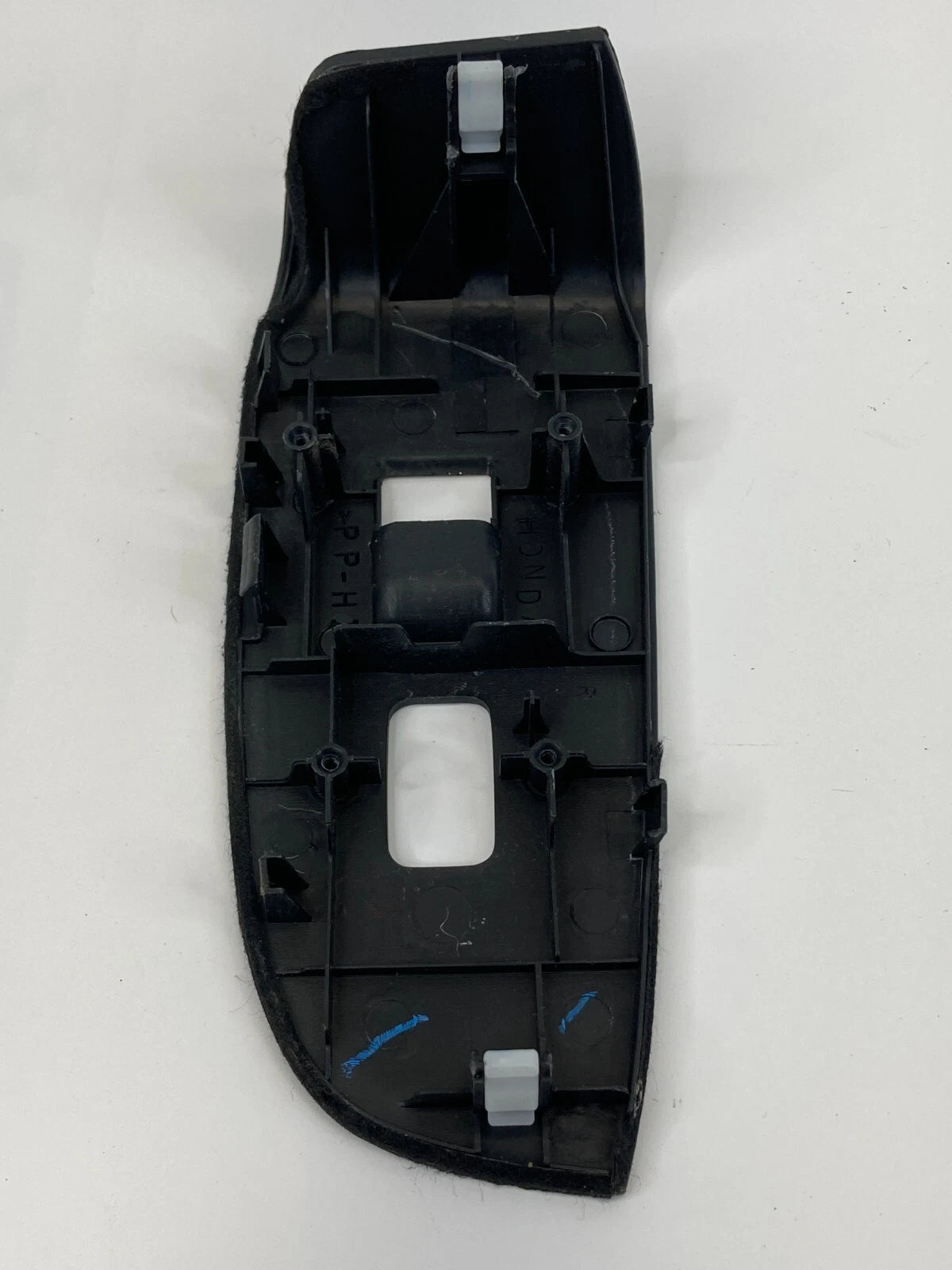 2003-2007 HONDA ACCORD COUPE 2 DR FRONT RIGHT DOOR WINDOW SWITCH BEZEL OEM