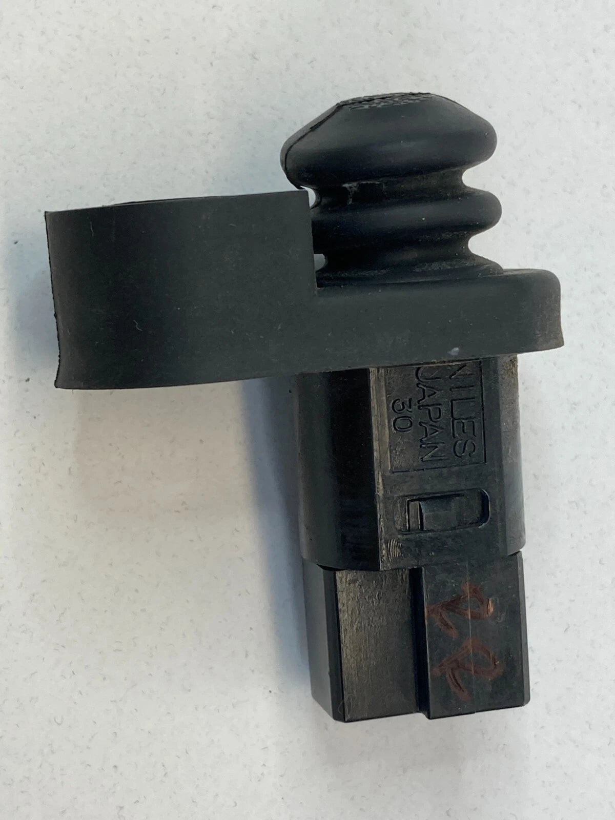 2000-2004 SUBARU OUTBACK REAR RIGHT BACK DOOR AJAR JAMB LIGHT SWITCH SENSOR OEM
