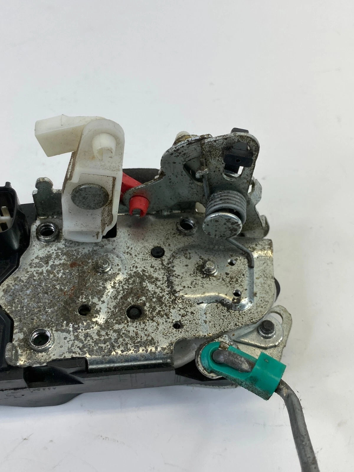 2005-2010 CHRYSLER 300 REAR RIGHT PASSENGER DOOR LOCK LATCH OEM FACTORY