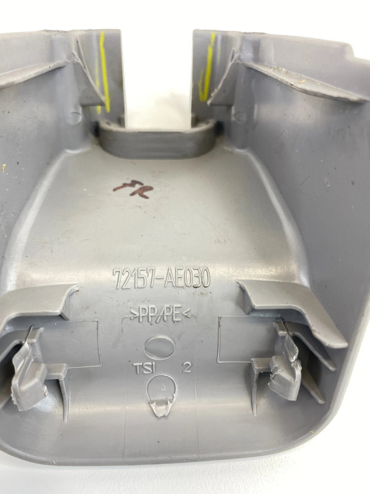 2005-2010 TOYOTA SIENNA FRONT RIGHT SEAT TRACK END CAP COVER 72157-AE030 OEM