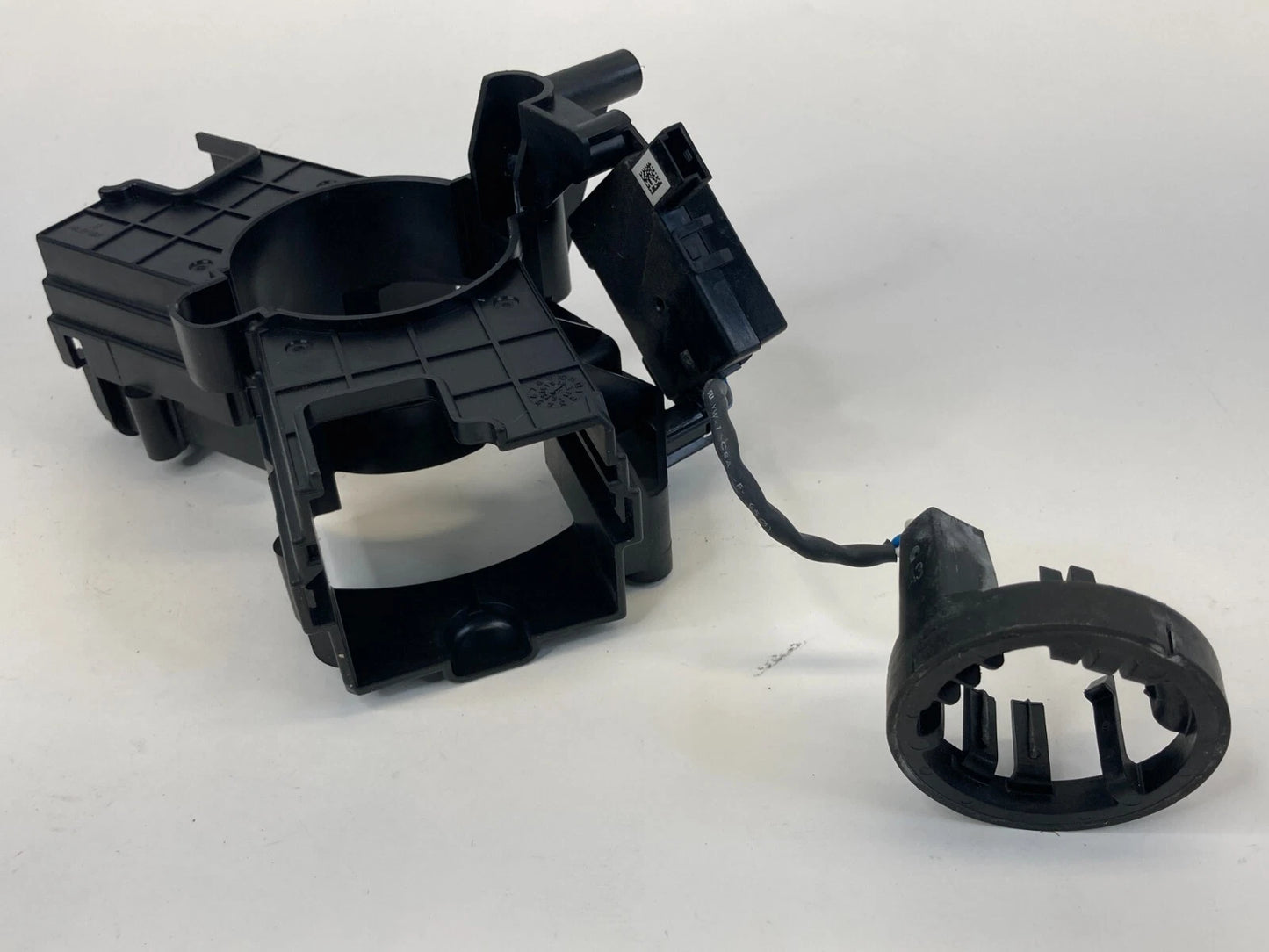 2012-2018 CHEVROLET CRUZE STEERING COLUMN SWITCH HOUSING MOUNT BRACKET OEM