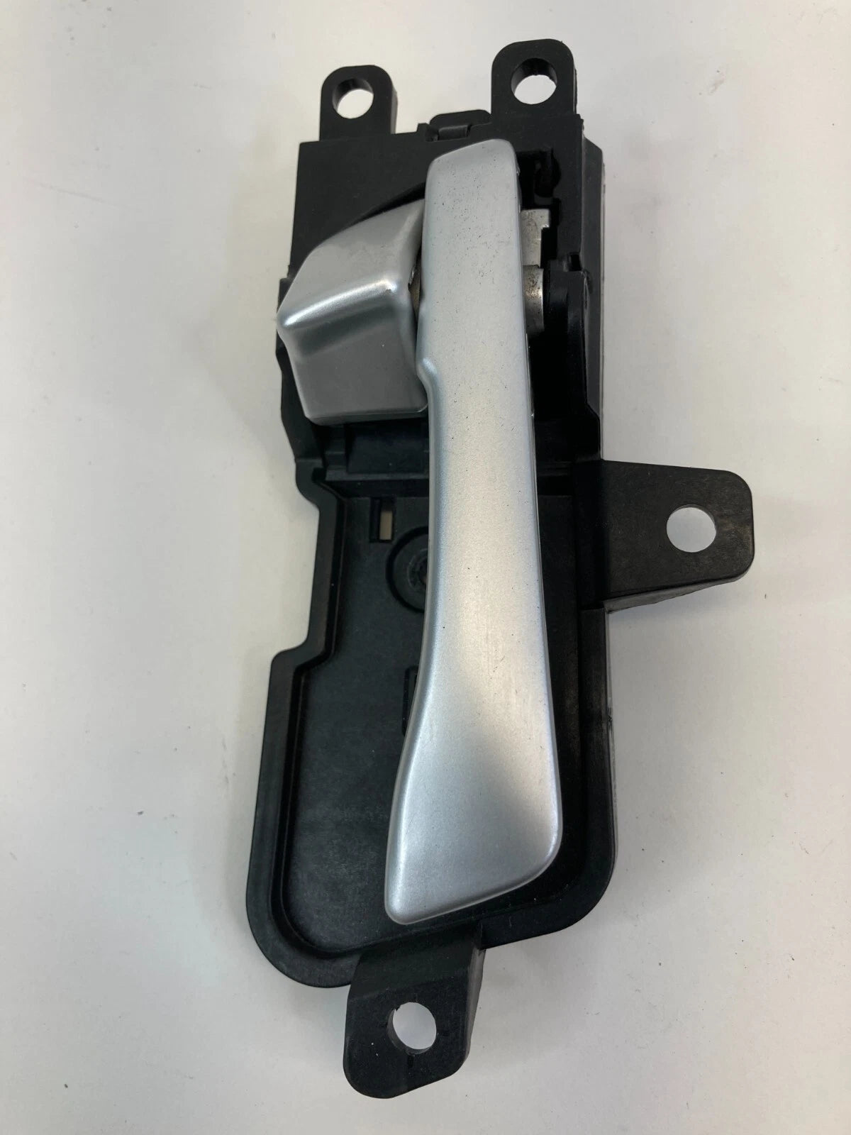 2011-2014 HYUNDAI SONATA REAR RIGHT INNER INTERIOR DOOR HANDLE 82620-3S000 OEM