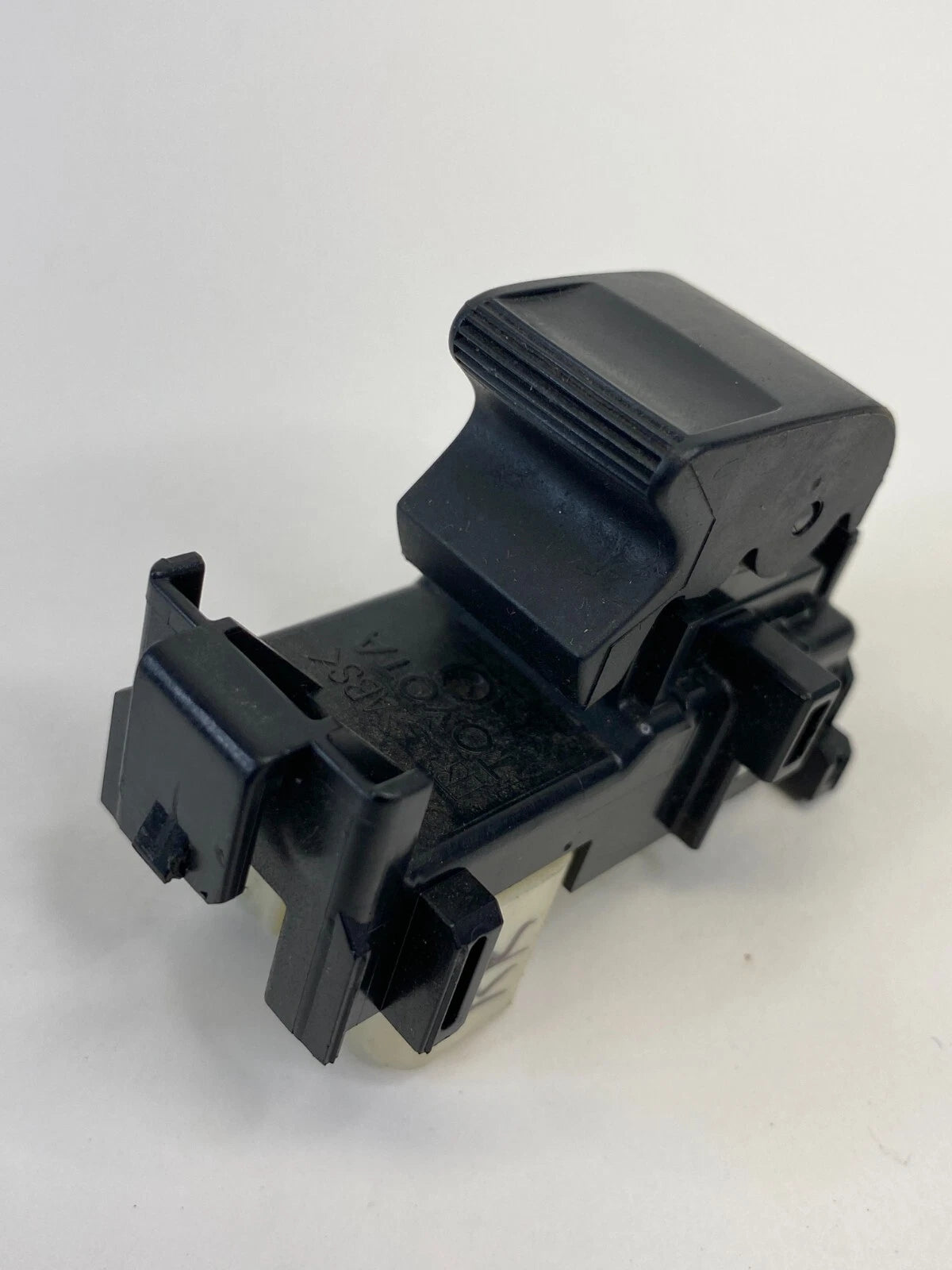 2009-2022 TOYOTA COROLLA 06-18 RAV4 REAR RIGHT DOOR WINDOW BUTTON SWITCH OEM