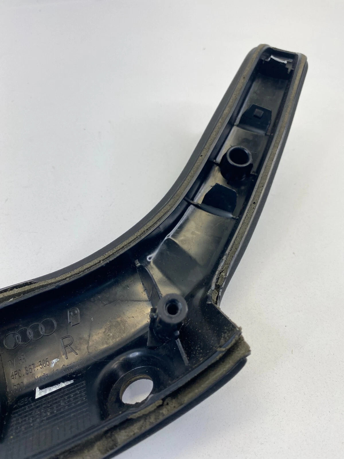05-08 AUDI A6 FRONT RIGHT DOOR PULL HANDLE ARMREST TRIM OEM FACTORY 4F0-867-306
