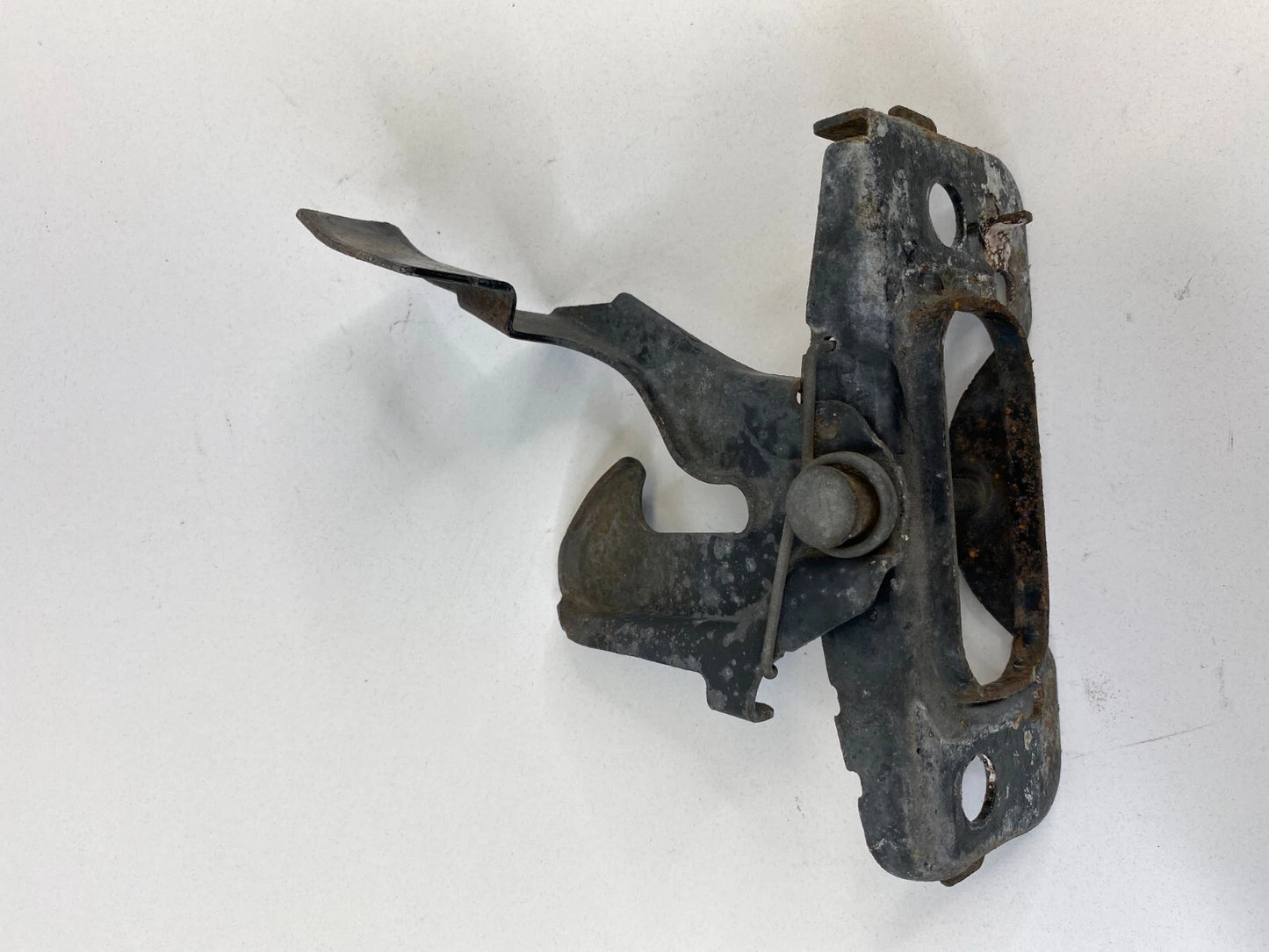 2008-2011 CHRYSLER TOWN & COUNTRY FRONT HOOD LOCK LATCH STRIKER ASSEMBLY OEM