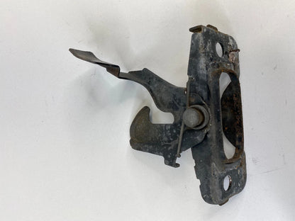 2008-2011 CHRYSLER TOWN & COUNTRY FRONT HOOD LOCK LATCH STRIKER ASSEMBLY OEM