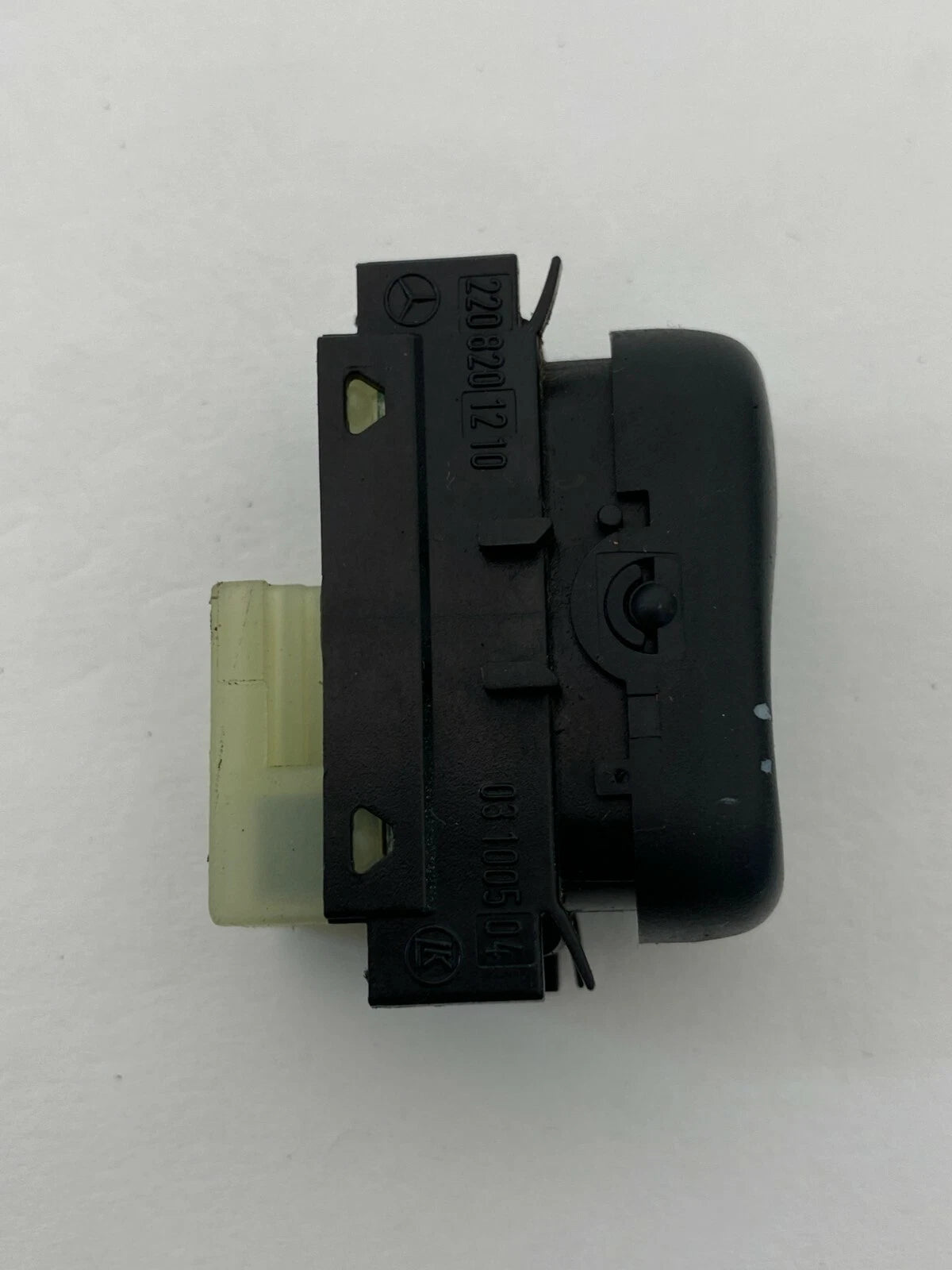 2000-2002 MERCEDES-BENZ S430 REAR RIGHT SIDE DOOR WINDOW SWITCH 2208201210 OEM