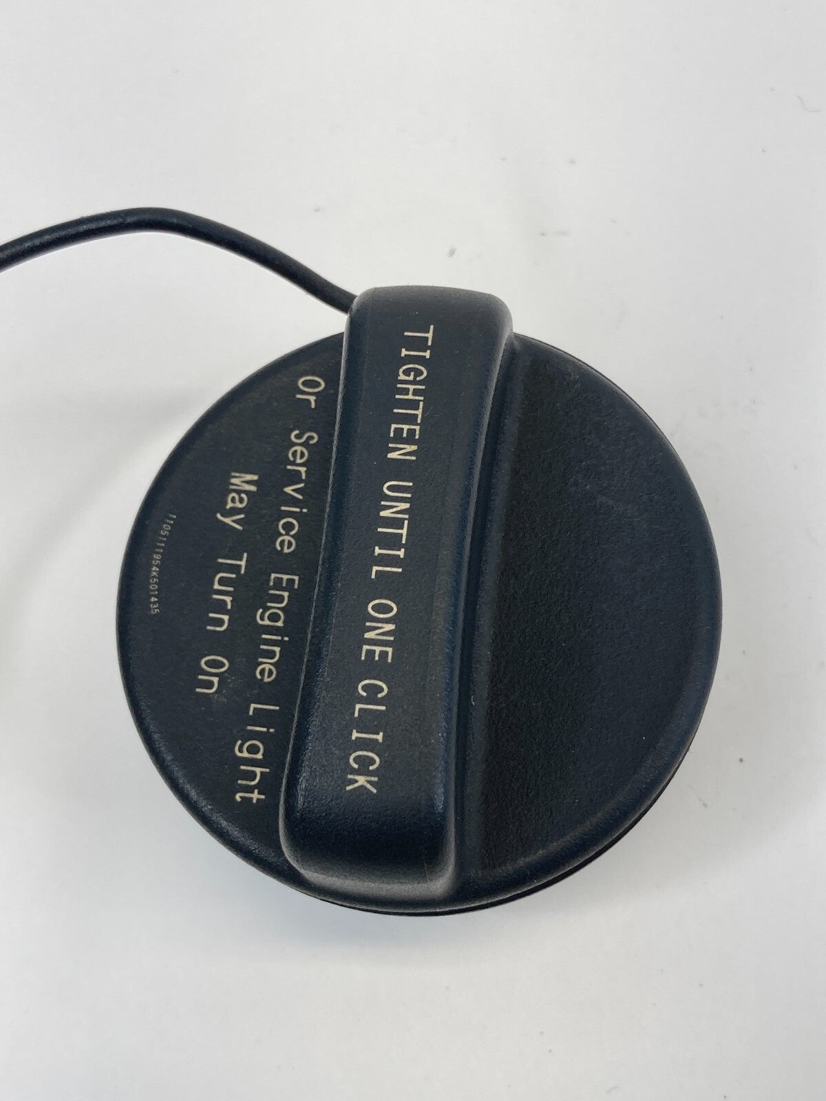 2011-2016 LaCrosse 2011-2017 Regal Fuel Filler Tank Cap Gas Top Cover OEM