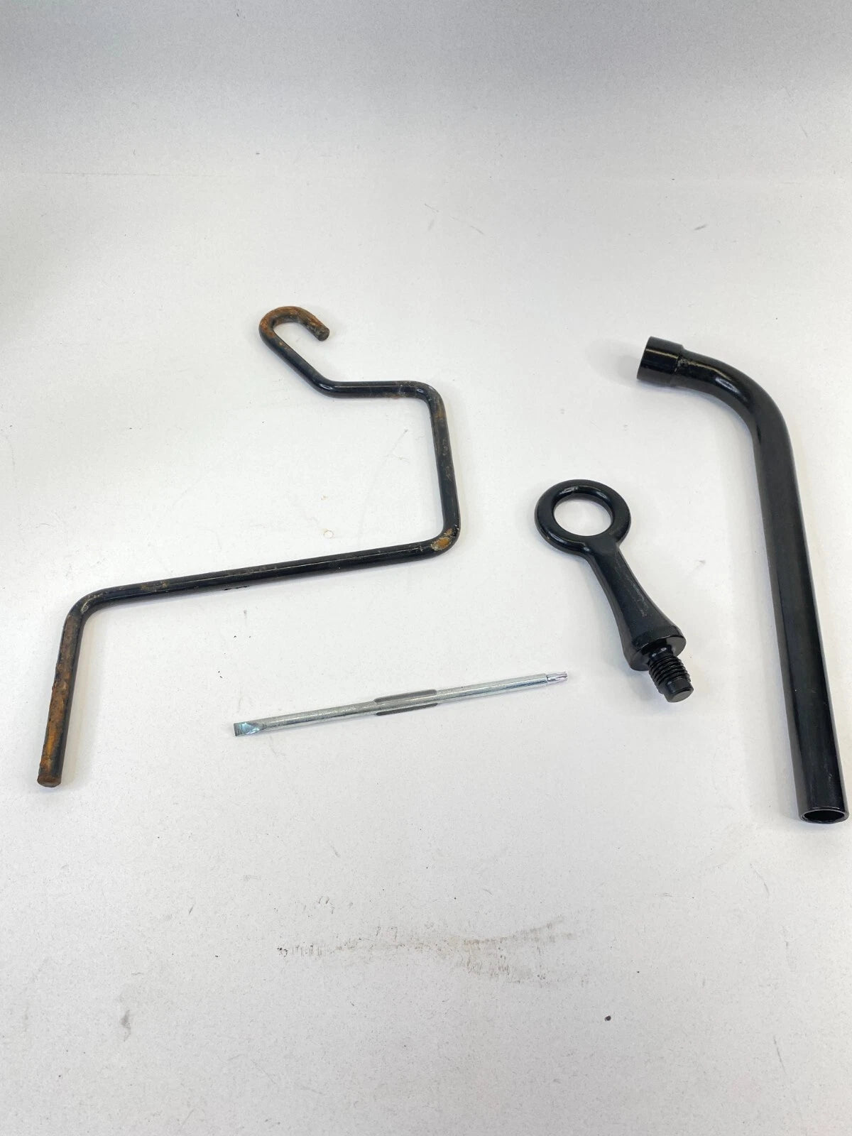 06-09 SAAB 9-5 95 SPARE TIRE CHANGE KIT SCISSOR JACK LUG WRENCH TOOL OEM