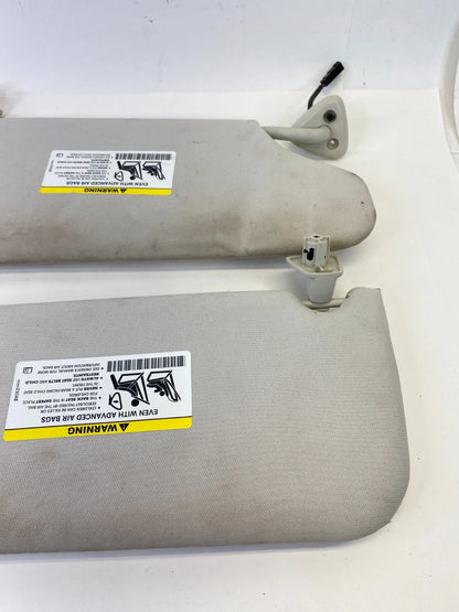 05-07 CHRYSLER 300 DODGE MAGNUM LEFT & RIGHT SUNVISOR SUN VISOR PAIR SET OEM
