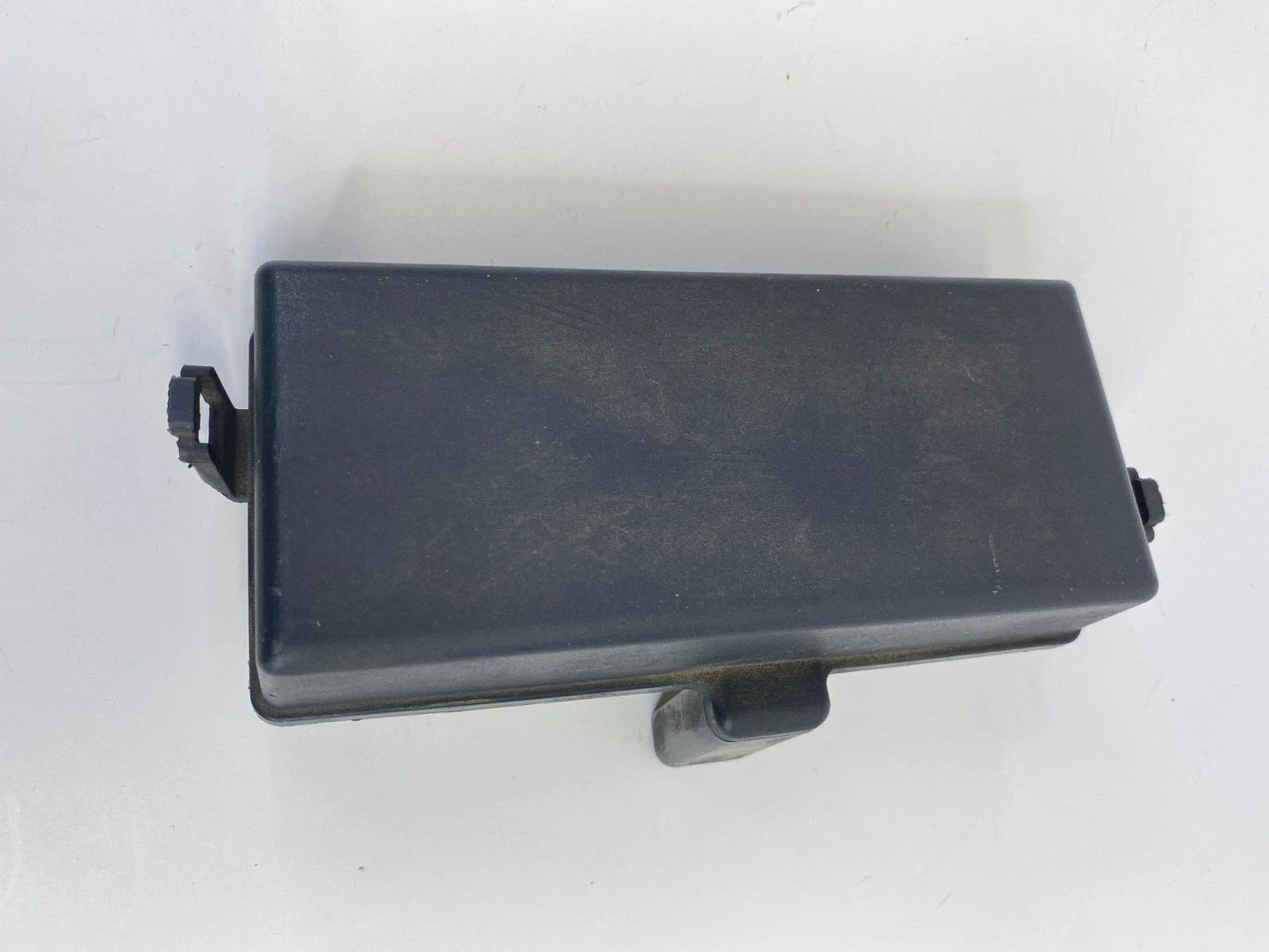 2009 2010 2011 KIA BORREGO 3.8L FUSE RELAY BOX COMPARTMENT COVER LID OEM