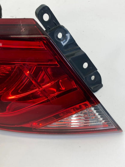 2015-2017 Chrysler 200 Rear Left Side Stop Turn Tail Light Lamp 68110361AA OEM