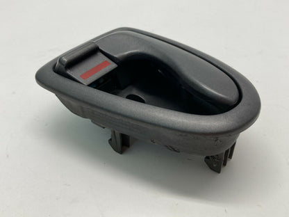 00-03 Hyundai Accent Front Right Passenger Side Inner Door Handle 82620-25000