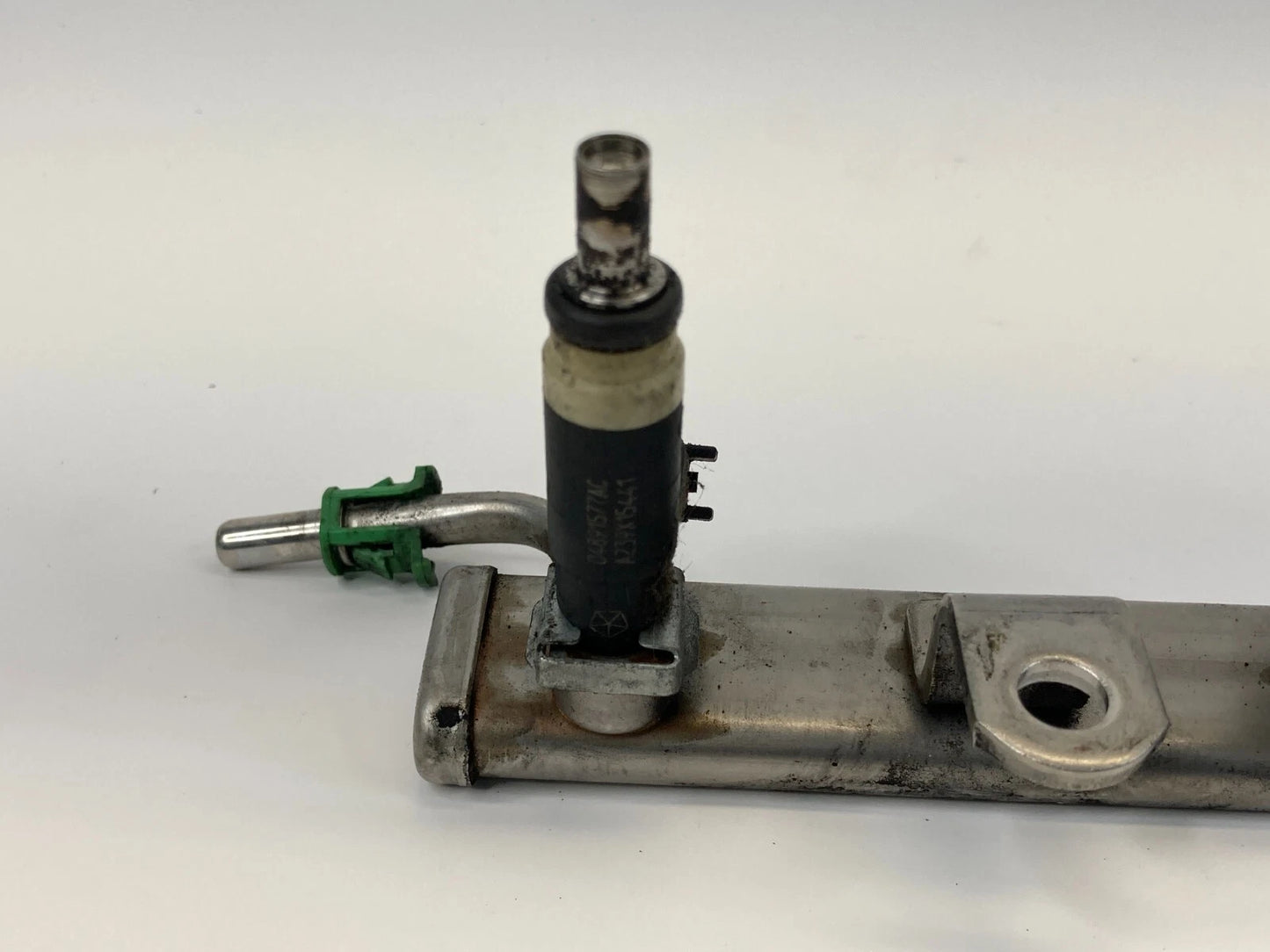2009-2020 DODGE JOURNEY 2.4L ENGINE FUEL RAIL INJECTION W/ INJECTORS 04891577AC