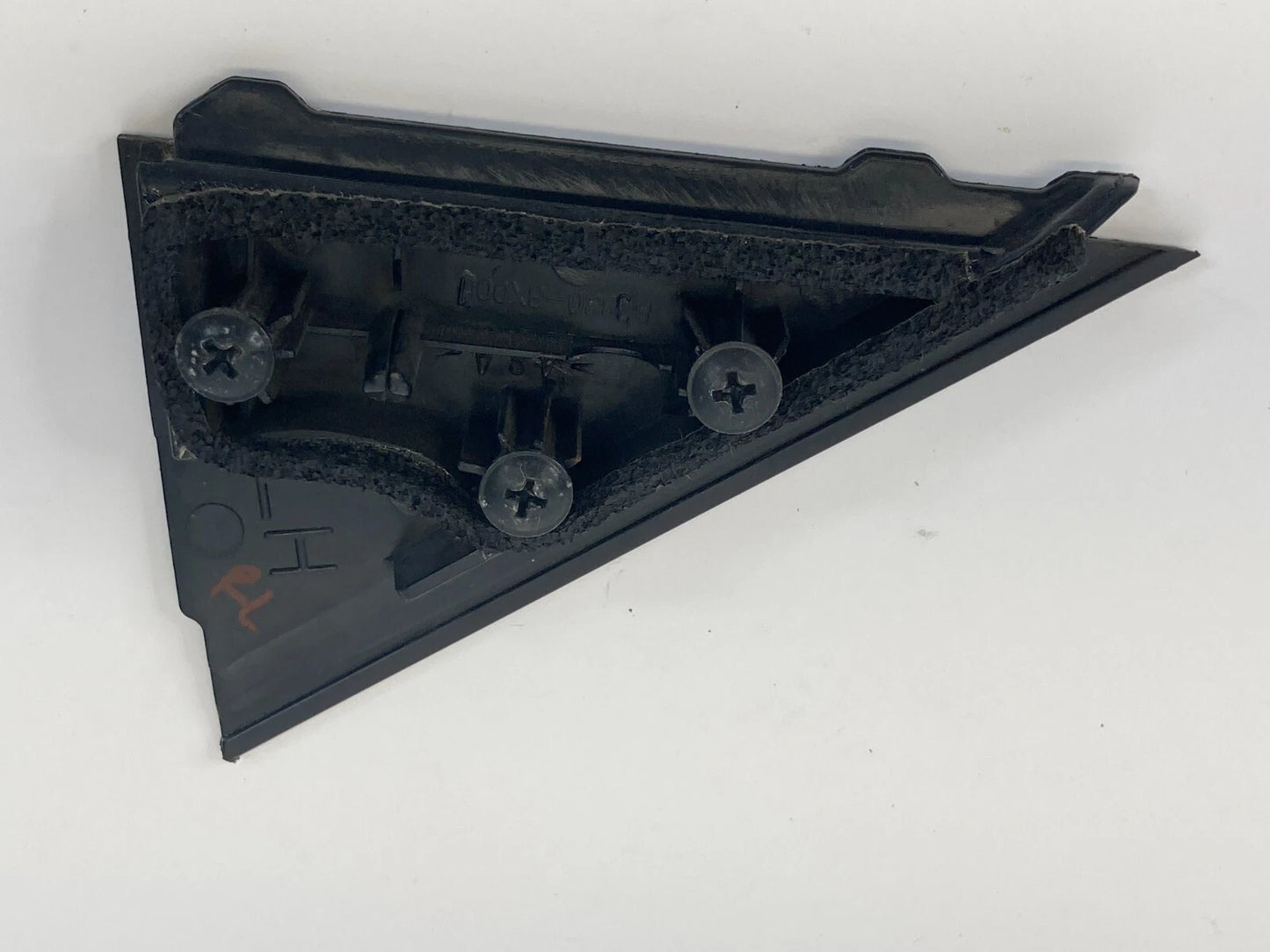 2012-2016 HYUNDAI ELANTRA REAR LEFT SIDE EXTERIOR DOOR CORNER MOLDING 838303X001