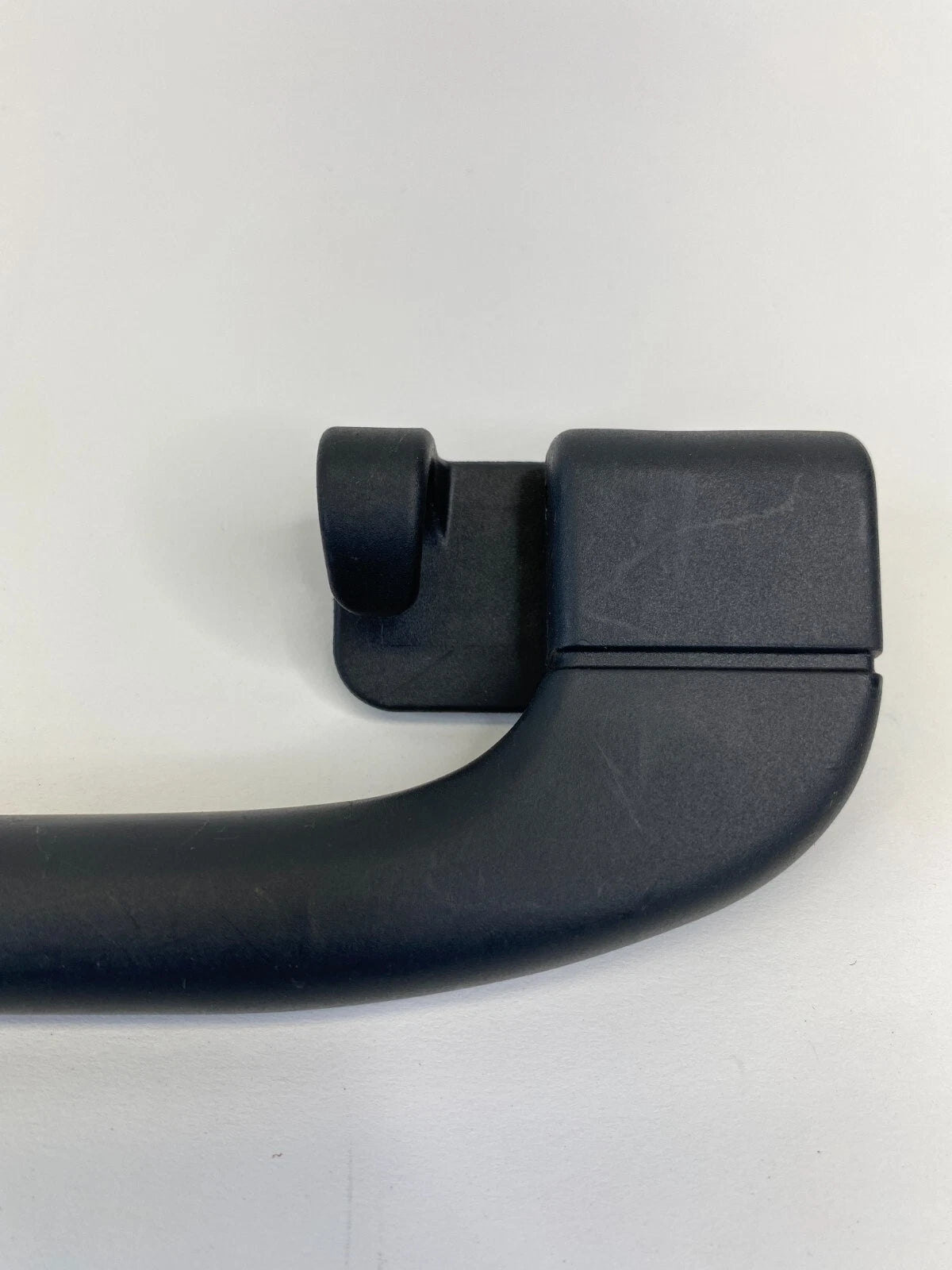 2006-2010 BMW 550I REAR RIGHT PASSENGER ROOF GRAB ASSIST HANDLE OEM 9143516/524