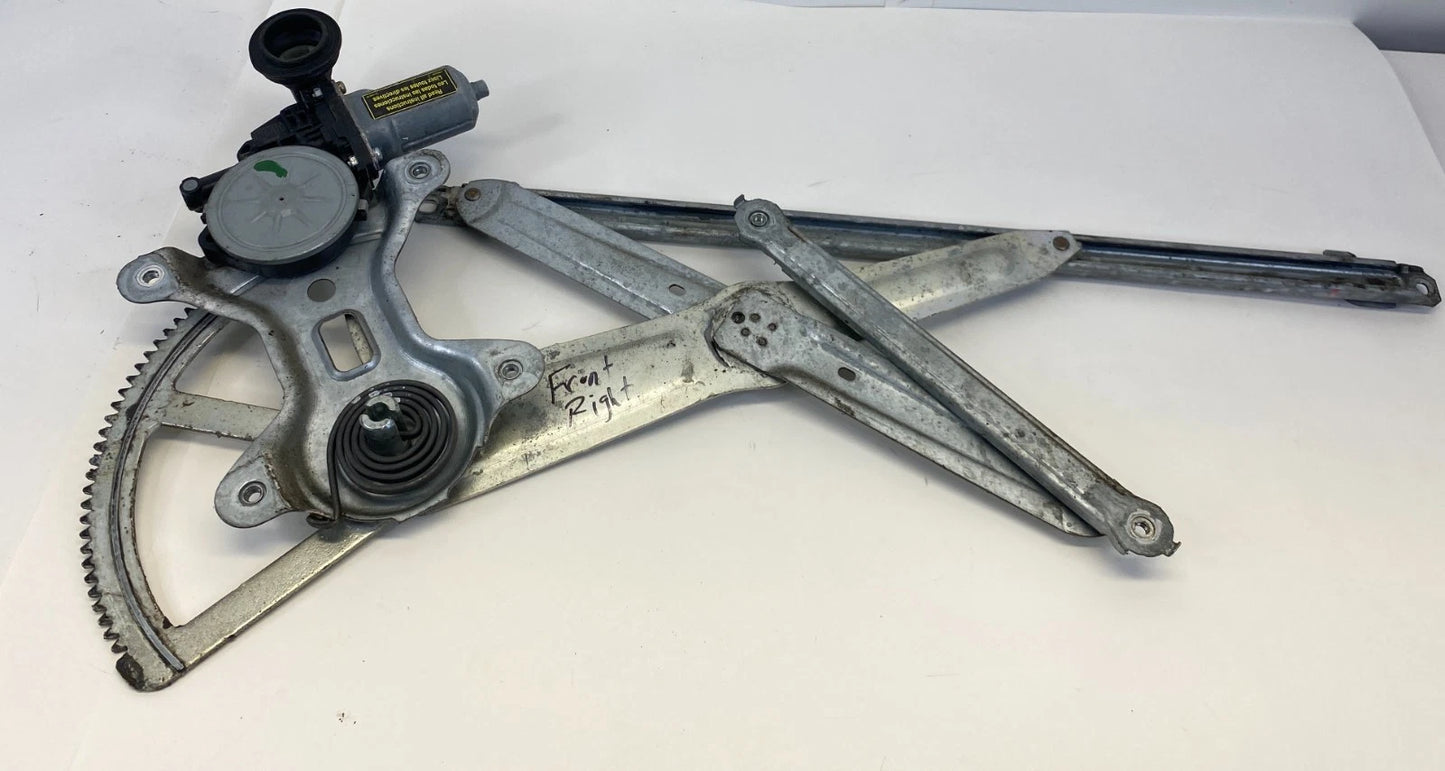 2004-2010 TOYOTA SIENNA FRONT RIGHT PASSENGER POWER WINDOW REGULATOR MOTOR OEM