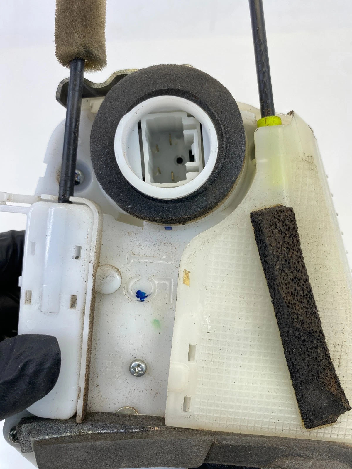 2010 11 12 2013 TOYOTA PRIUS REAR RIGHT SIDE BACK DOOR LOCK LATCH ACTUATOR OEM