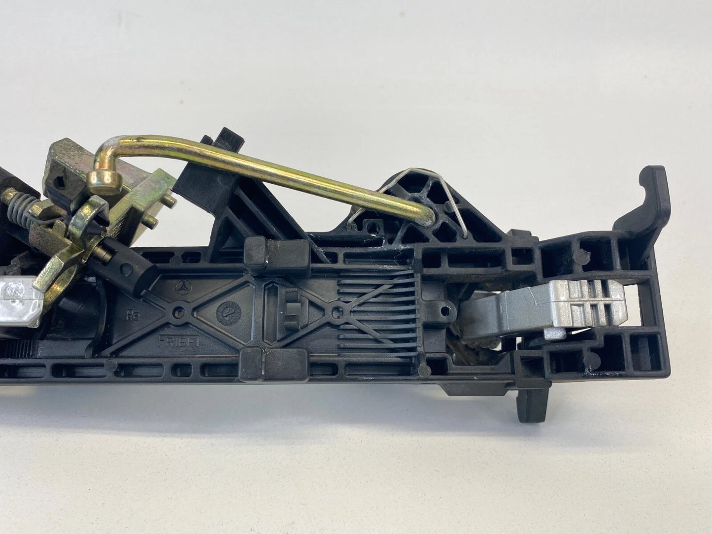 2000-2006 MERCEDES-BENZ S500 REAR RIGHT SIDE EXTERIOR DOOR HANDLE ASSEMBLY OEM