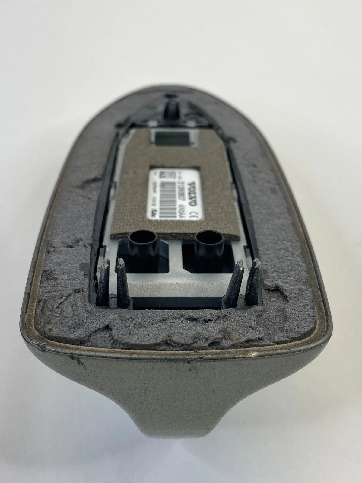 2008-2016 VOLVO XC70 ROOF SATELLITE ANTENNA MOUNT SHARK FIN 31260607 OEM