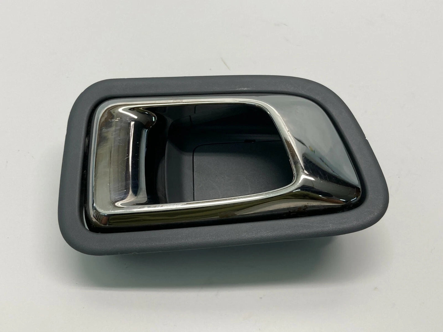 2003 2004 2005 HONDA PILOT REAR LEFT INTERIOR INNER DOOR HANDLE ASSEMBLY S9VA