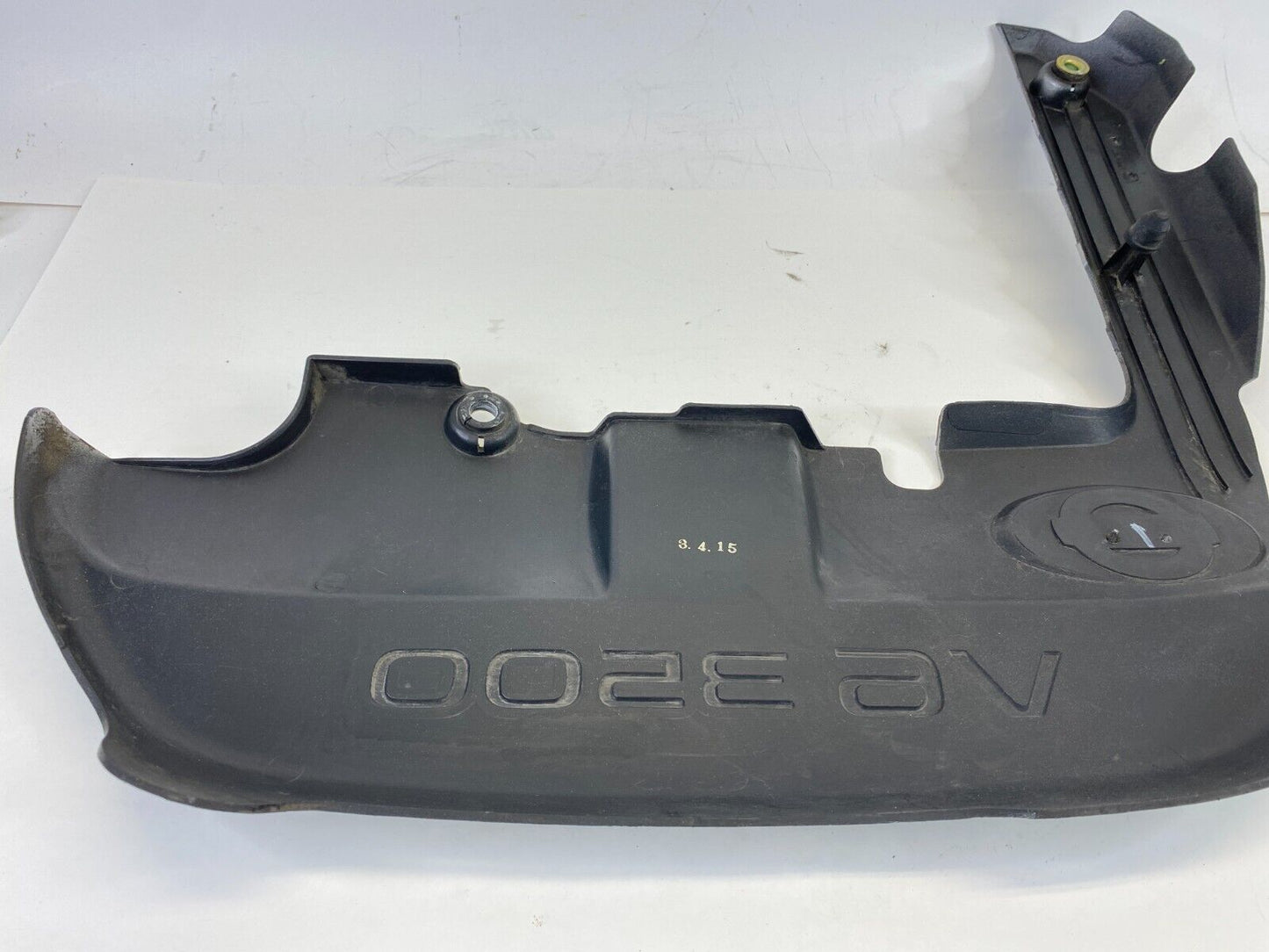 2001 2002 2003 2004 Nissan Pathfinder 3.5L V6 3500 Engine Cover Ornament Trim