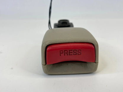 2000 2001 MAZDA MPV FRONT LEFT DRIVER SIDE SEAT BELT BUCKLE RECIVER ASSY OEM
