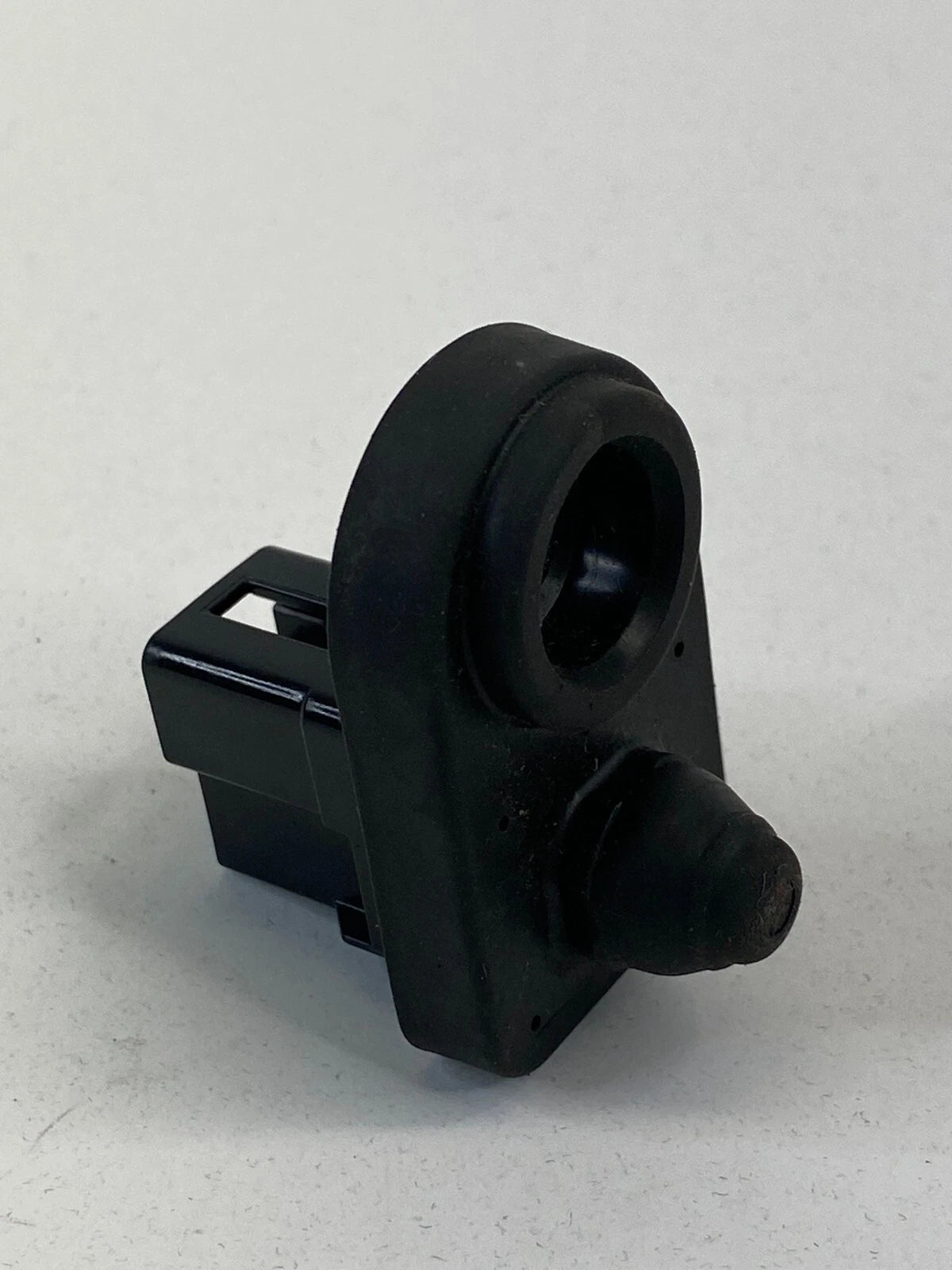 2013-2019 NISSAN SENTRA REAR LEFT SIDE DOOR COURTESY LIGHT SWITCH JAMB SENSOR